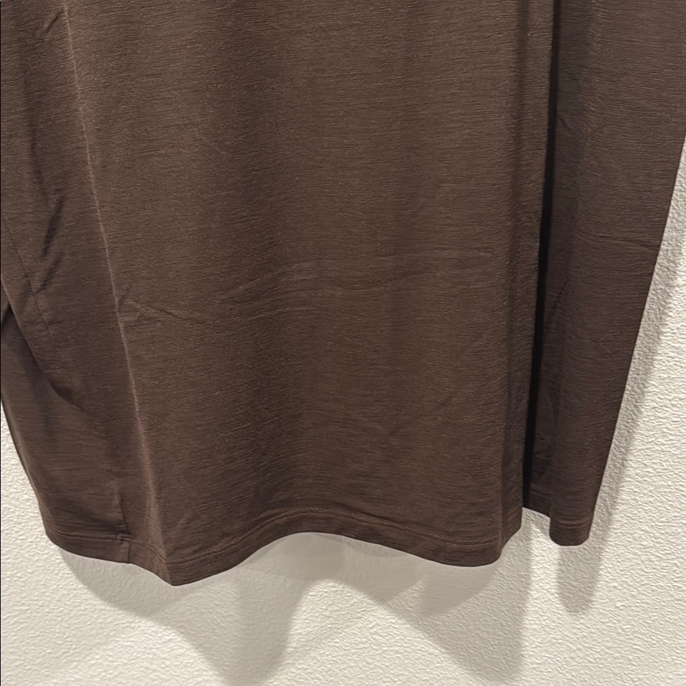 Taylor Stitch Men's Dark Brown Merino Short Sleeve Tee - Picture 5 of 9